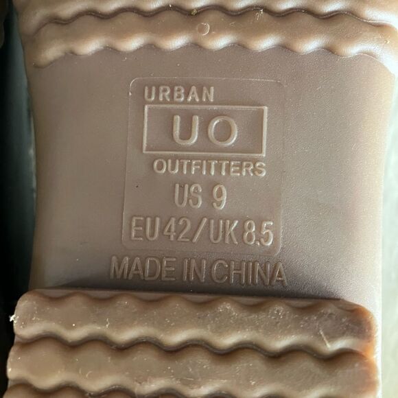 UO Duck Boot Size 9 Urban Outfitters - Picture 11 of 13
